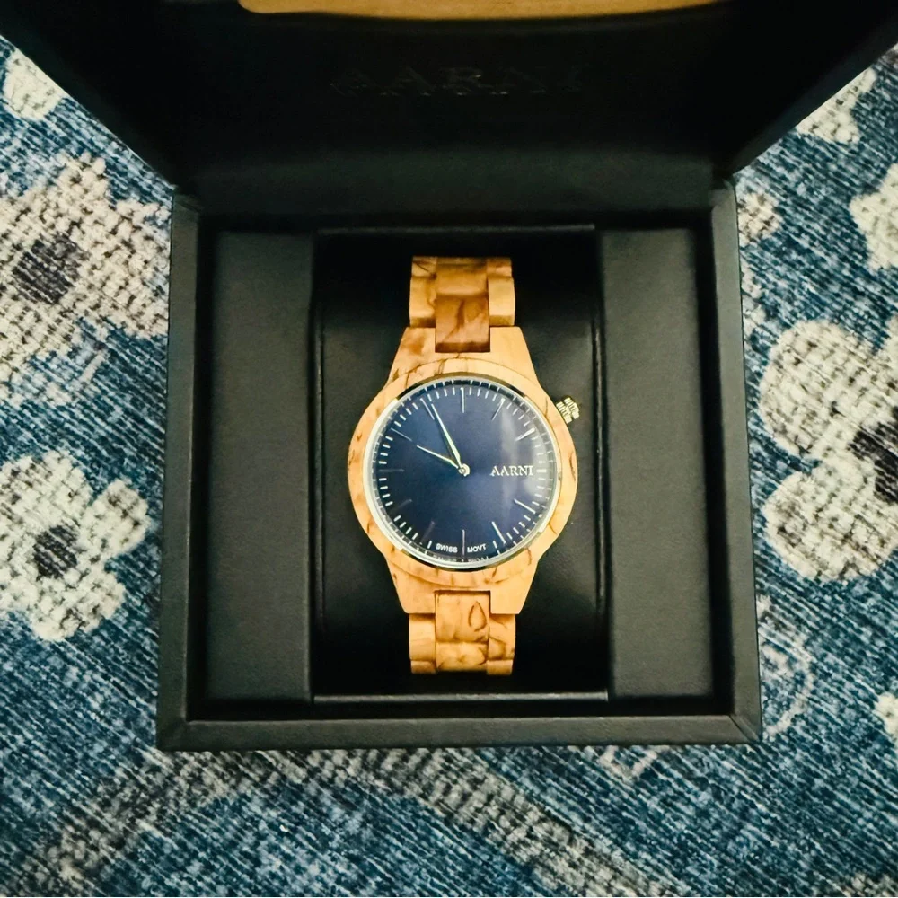 Aarni brand new